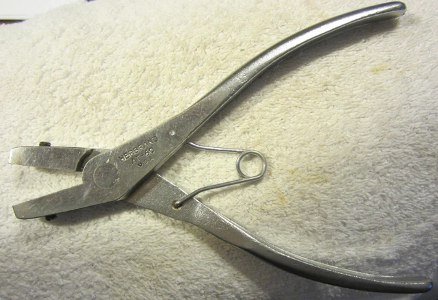1 Vintage Herbrand USA AT-60 snap ring pliers,no tips tool