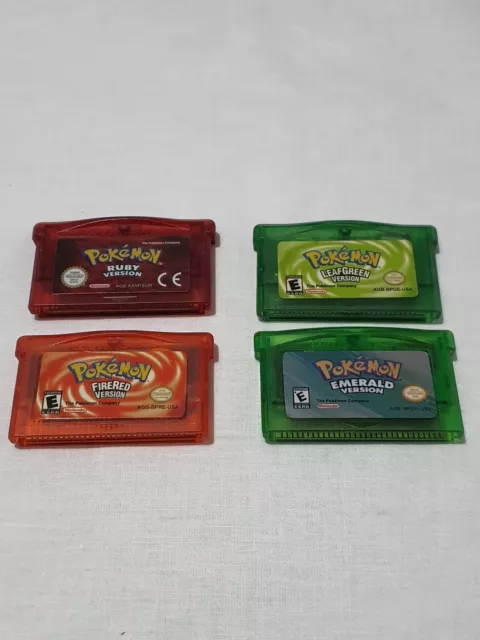 GBA Game Pocket Monster Game Cards Gameboy cartucho compatível com Pokemon  Emerald Ruby Sapphire FireRed LeafGreen versão com GBM/GBA/SP/NDS/NDSL (5  peças) : : Games e Consoles