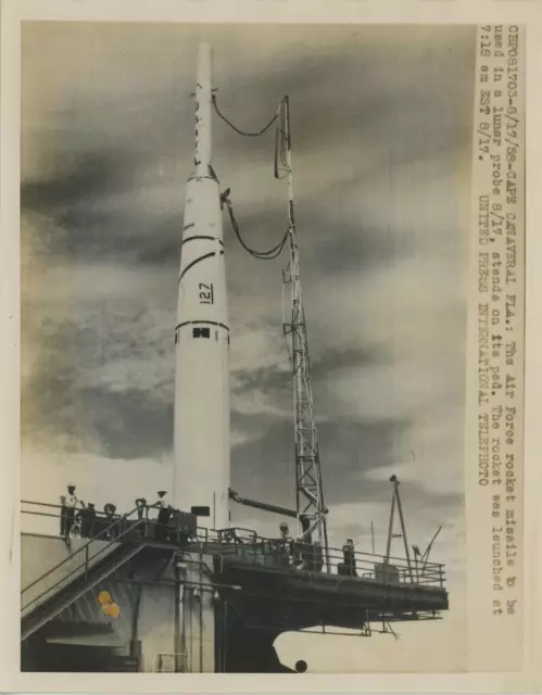 États-Unis, The Air Force rocket missile Vintage silver print Tirage argentiqu