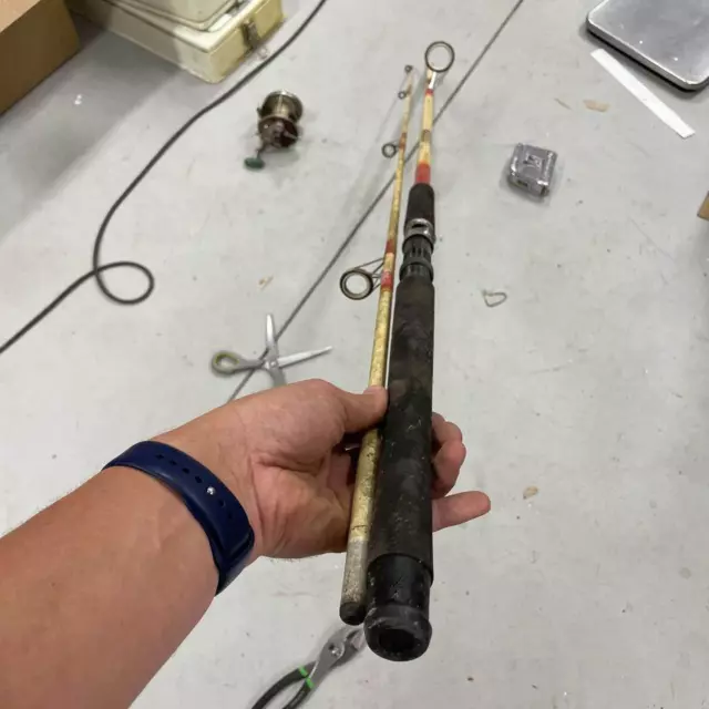 https://www.picclickimg.com/fIQAAOSwtG1khyhK/Fishing-Rod-9-Vtg-Reliance-Spinning-Rod-Model.webp