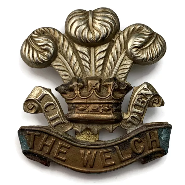 Original WW2 Welch Regiment (Welsh) Cap Badge