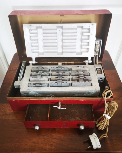 Machine à Permanente Vintage Coiffeur Marque Eugene Type 3268 - Neuf Avec Léger Défaut