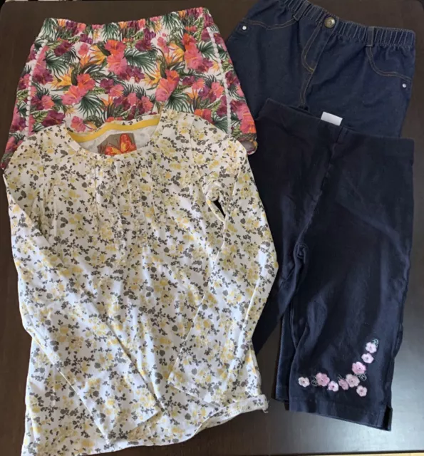 Pacchetto 4 articoli età 7 pantaloncini River Island Next Jeggings pantaloncini e top floreali per ragazze