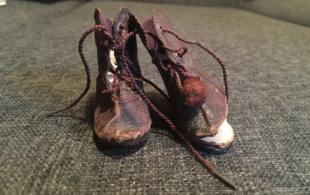 Paire de chaussures pour poupées anciennes Jumeau, Bru, Steiner, SFBJ