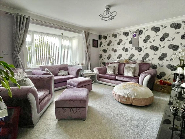 4 Bedroom 3 Bathroom Detached House in Rural Mid Wales Tregynon EPC 71 3