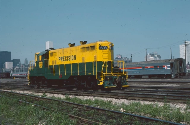 Precision 1508 EMD GP7   35mm  Original kodachrome Slide