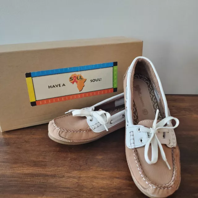 Clarks boat on sale shoes womens