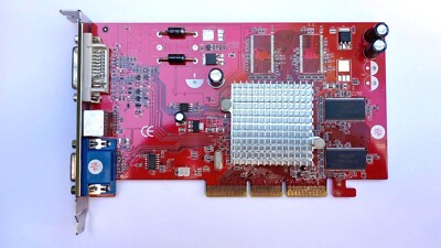 funziona ATI Radeon 9200 se OC 128mb DDR AGP testato 