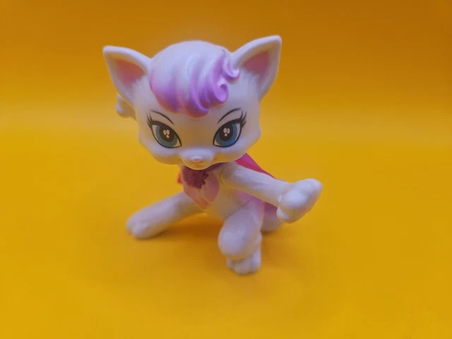 Barbie Princess Power Magical Pet Cat - Super Pet Toy With Costume, From Barbie Movie, Collectible Figure For Kids 3+ - View #2