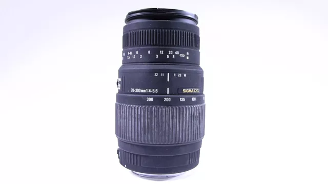 Sigma 70-300mm f/4-5.6 DG Lens for Canon EF
