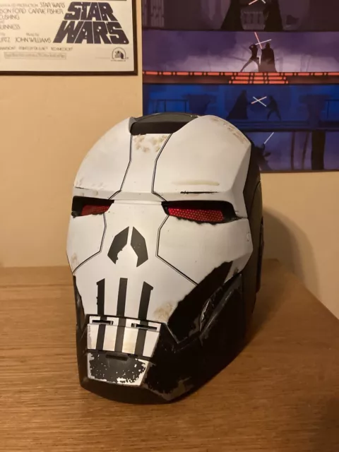 Marvel Legends Series The Punisher War Machine Electronic Helmet Cosplay