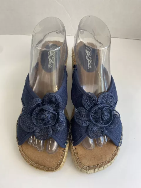 Life Stride Sunburst Women’s Sandals 8 Blue Denim Slide Wedge Flower Espadrille
