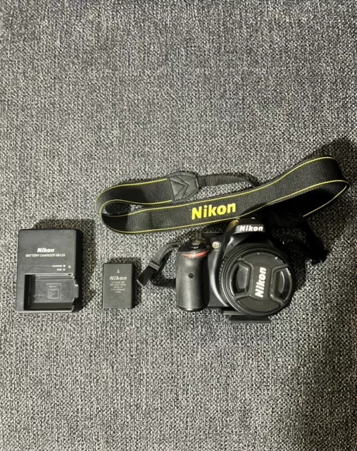 Nikon D5200 24.1MP Digital Camera Black Body w/ AF-S DX 18-55mm VR Lens