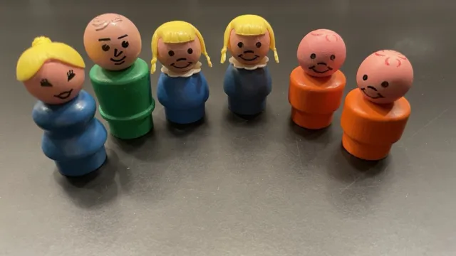 Mix’d Lot Vtg Fisherprice Little People Figures