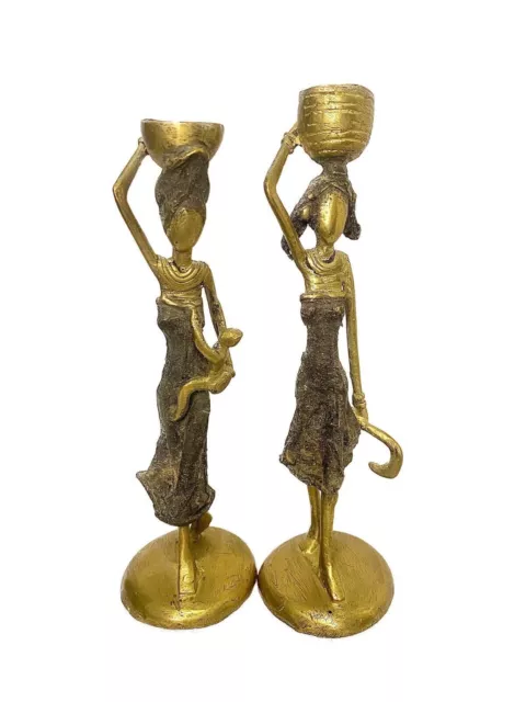 2 Statue femme africaine en bronze femme portant un panier sur la tête...