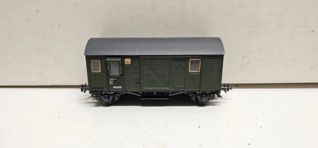 Wagon nettoyeur de voie Jouef 6495 B - Modélisme