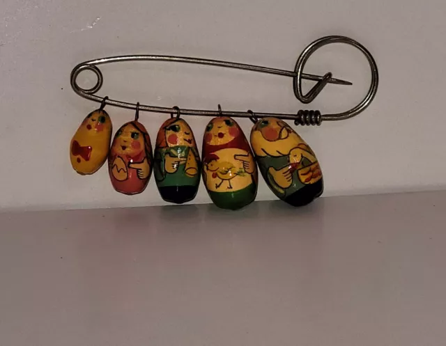 Vintage Russian Nesting Dolls Safety Pin Brooch Matryoshka Dangling Hand Painted