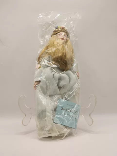 Vintage 1984 Avon Fairy Tale Porcelain Doll Collection Cinderella