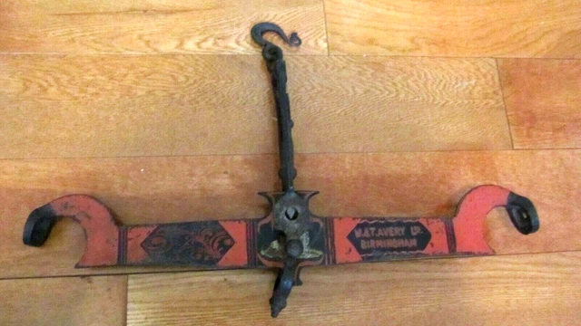 Antique W&T Avery Cast Iron Hanging Scale Class C 20 Lbs. Stencils, #C 2269