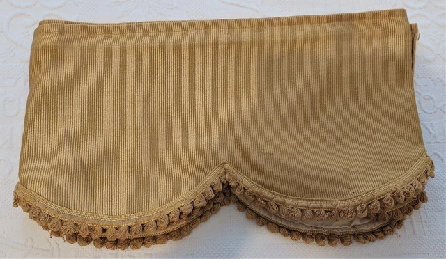 Border Shelf Or Other Trimmings And Fabric Corduroy 78 11/16in