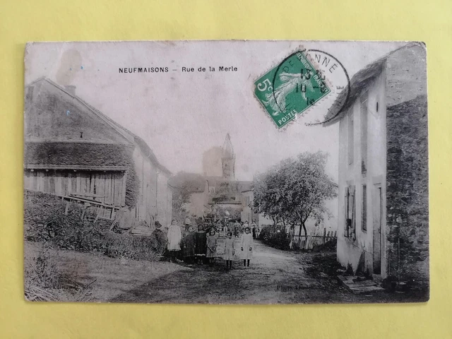 CPA RARE 54 - NEUFMAISONS Meurthe et Moselle RUE de la MERLE