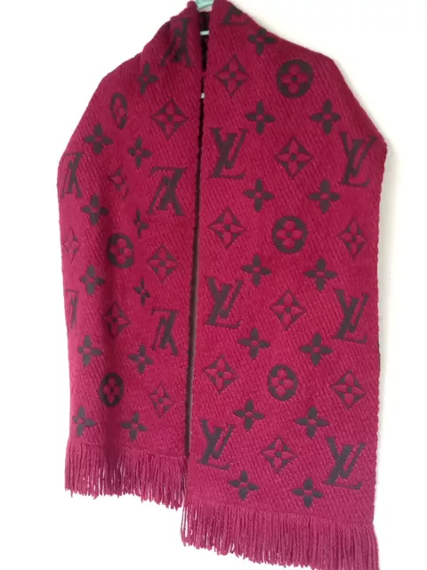 Shop Louis Vuitton Monogram shawl (M71329, M76876, M76874) by  SolidConnection