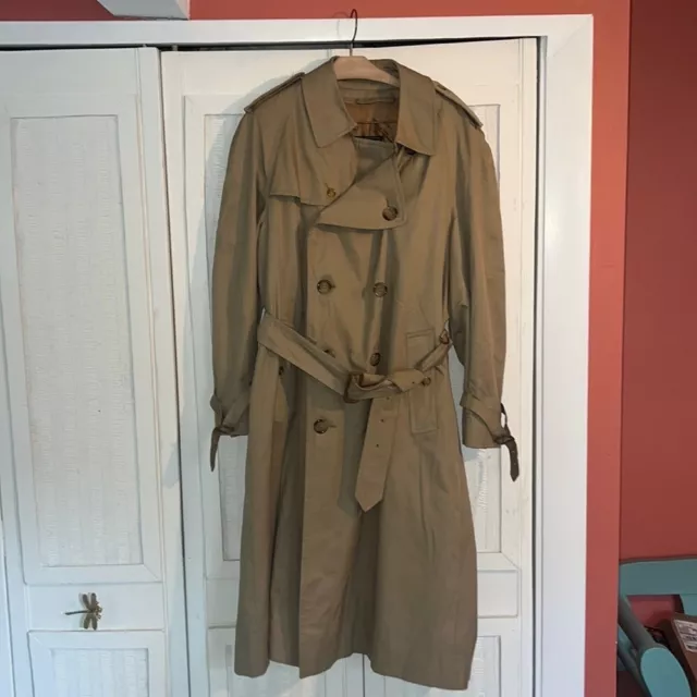 Burberry Westminster Vintage Authentic Trench Coat sz 42 20th century!