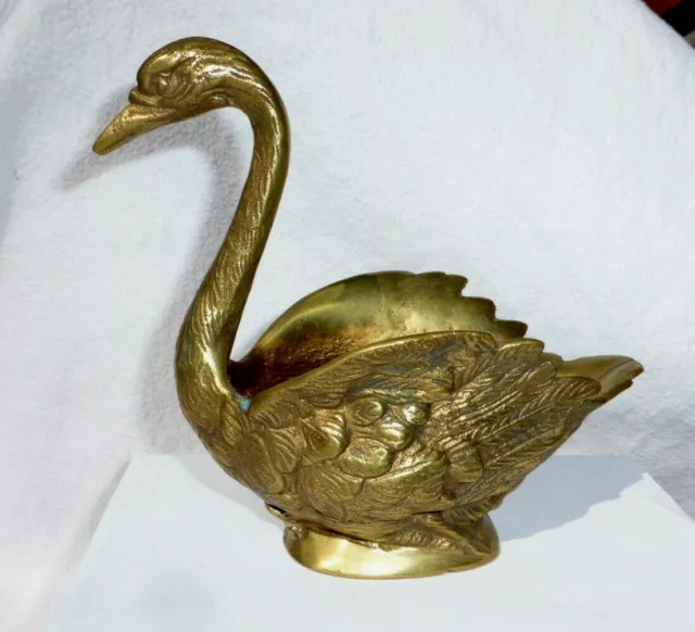 Beau Cygne En Bronze Ou Laiton Moule Dore /Beautiful Swan  / Tres Bon Etat