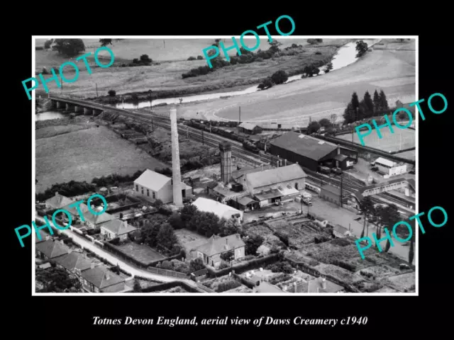 OLD 8x6 HISTORIC PHOTO OF TOTNES DEVON ENGLAND THE DAWS CREAMERY Co c1940