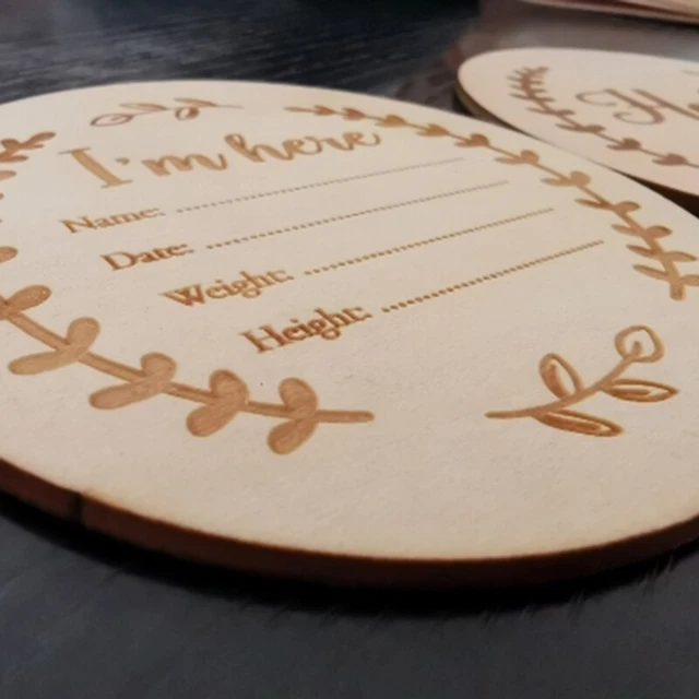 Printed Circle Disc Baby Birth Announcement Cards Wooden Monthly Cards