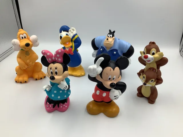 Disney Toy Figures Bundle Mickey Minnie Pluto Donald Pete Chip N Dale Carrycase