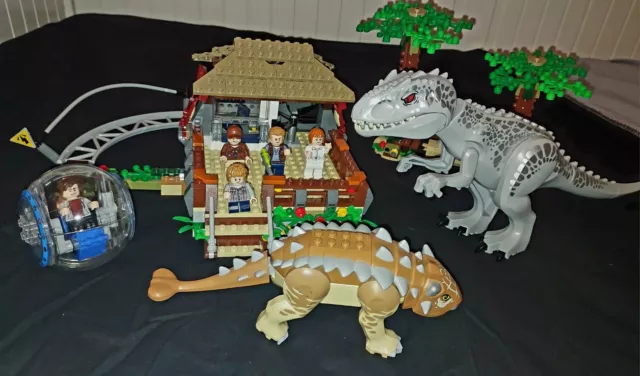 Lego Jurassic World 75941 Indominus Rex Ankylosaurus 100% completo con figuras