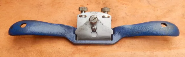 Vintage Record A151 Spoke Shave. Maleable, flat-bottom, clean and sharp