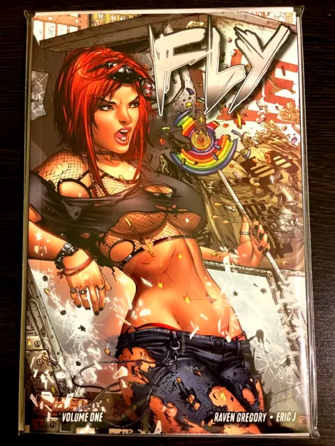Zenescope #1 Fly Vol 1 Ghaphic Novel Exclusive Collectible Cover Ltd 500 Nm+