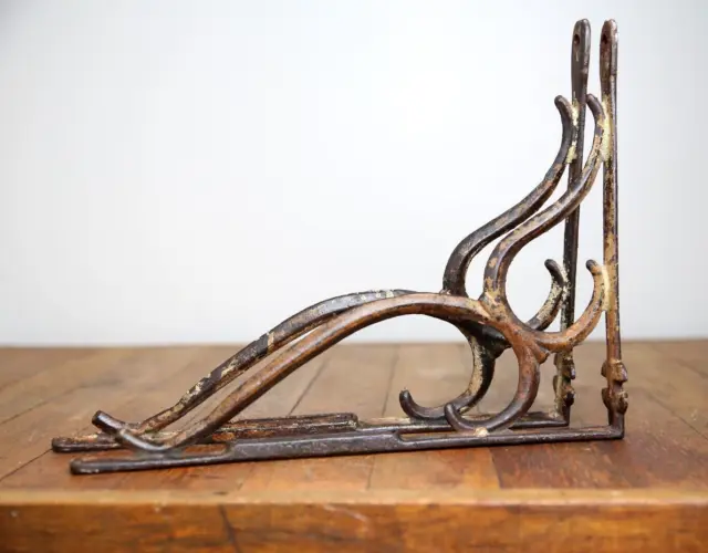Antique Cast Iron Shelf Brackets Rustic Industrial Sink Mantle vintage Shelving