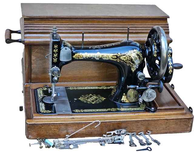 SINGER 28, 28K Hand crank Vintage Sewing machine with Case $624.35 ...