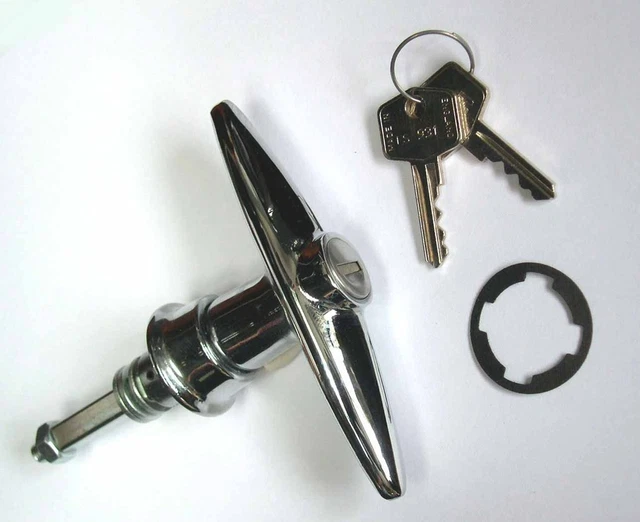 BOOT LID HANDLE & Lock for Triumph TR4 TR5 TR250 Spitfire Herald Vitesse, 607978 £53.75