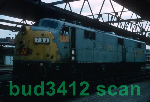 L&N Louisville & Nashville E7 #793 at Dearborn Chicago IL 1970 ORIGINAL Slide!