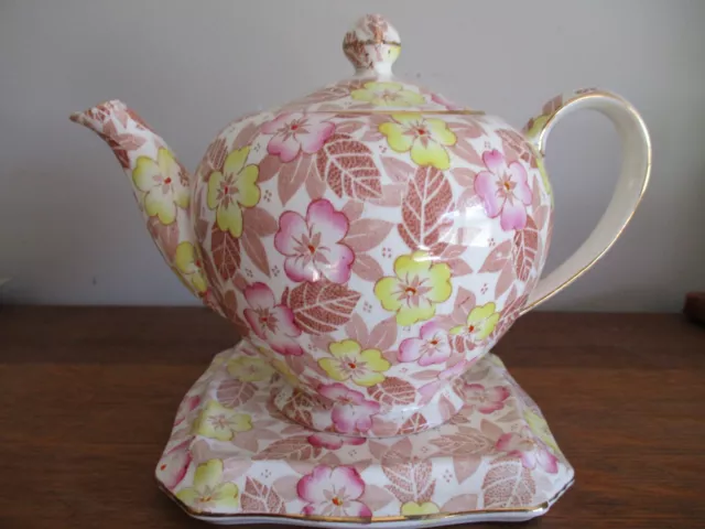 Vintage Royal Winton Grimwades England Chintz Tea Pot Clyde Teapot & Trivet