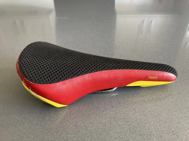 Fizik Poggio Retro MTB oder Rennradsattel mit Titanschienen