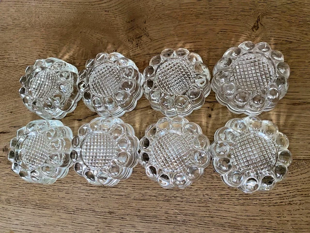 603.3& DESSOUS DE pieds réhausseurs en verre moulé Modèles pour