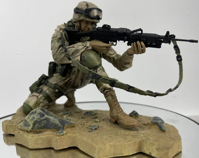 MCFARLANE'S MILITARY ARMY Ranger Action Figure Statue Diorama M249 ...
