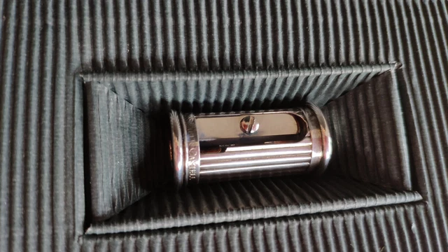 Graf von Faber Castell kleiner Bleistift Anspitzer versilbert in Box, vintage