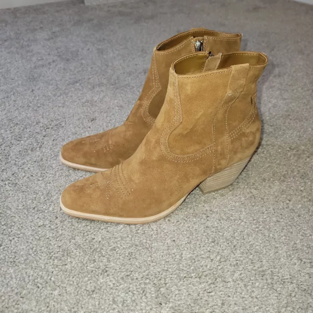 Dolce Vita Women's Silma Western Bootie Size 8.5