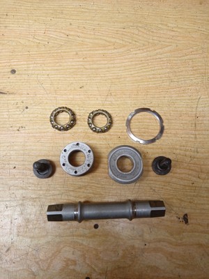 Campagnolo Campagnolo Super Record Bottom Bracket ITA 70-SS-120 Movimento Centrale Vintage 