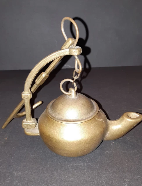 GRANDE LAMPE À huile à suspendre en bronze ou laiton EUR 20,00