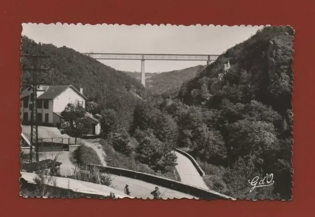 Sioule Valley at the Viaduct of Fades (L1536)