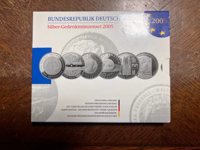 10-Euro Sammlermünzenset 2005 Spiegelglanz - Neu in Originaltasche