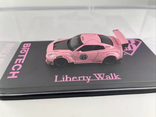 #FL63 gesupert Einzelstück ca. 1:64 LIBERTY WALK MINI GT NISSAN Gtr35 in PC-Box