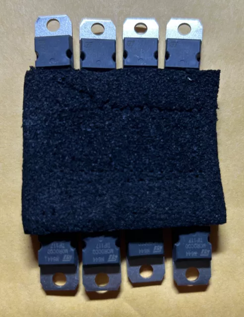 TIP117 PNP Darlington Transistor, 2A, 100V, Motorola, TO-220 x8 pieces